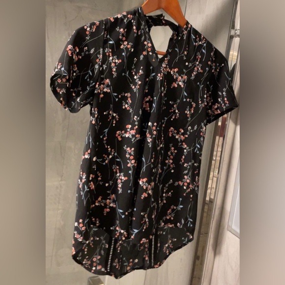 SIENNA SKY FLORAL BLOUSE, WOMEN’S SIZE XS - Picture 4 of 16